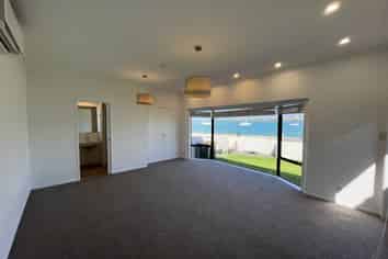 5 The Parade, Bucklands Beach
