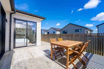 31 Ascent Street, Flat Bush