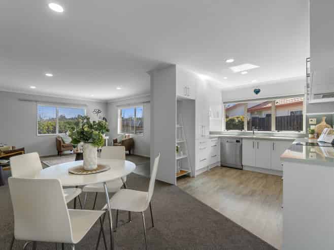80B Dinsdale Road, Dinsdale
