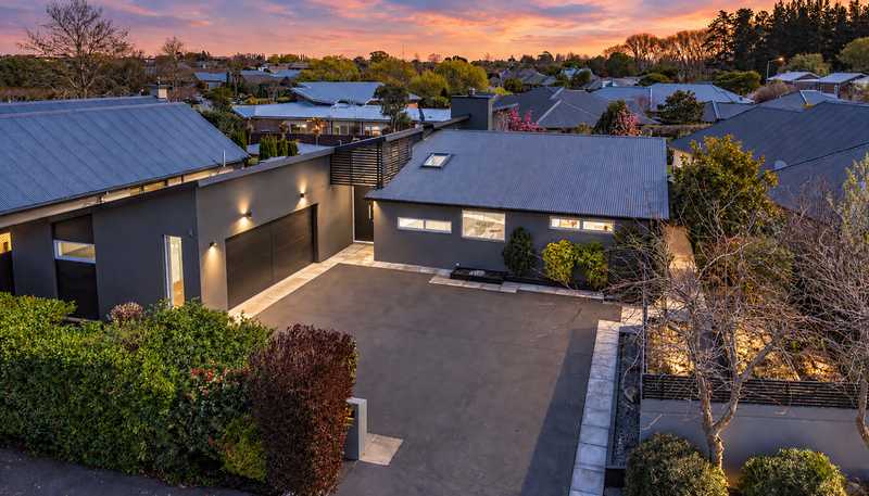 3 Wildhawk Place, Shirley
