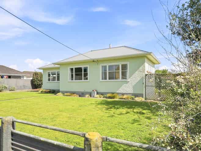 2 Matarawa Street, Whanganui East
