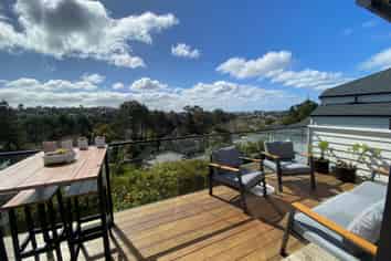 67a Sunrise Avenue, Murrays Bay