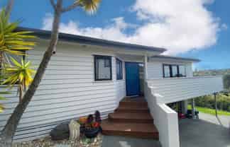 67a Sunrise Avenue, Murrays Bay