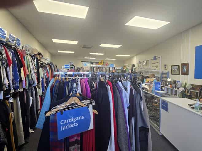 Prime retail or office opportunity!