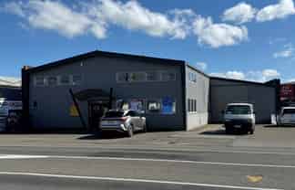 High-Profile Industrial Space on Tremaine Avenue