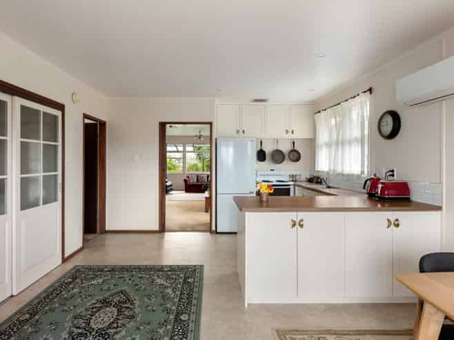 28 Lytton Road, Riverdale
