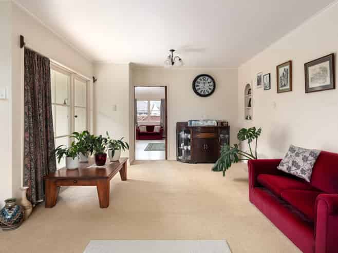 28 Lytton Road, Riverdale