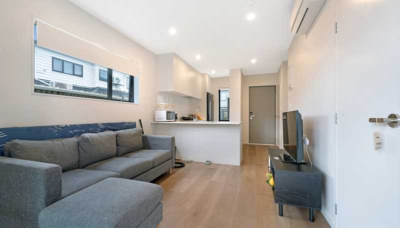 9 Te Ara Wai, Mangere East