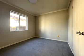 16a Vinewood Drive, Albany