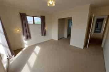 12 Chequers Avenue, Chartwell
