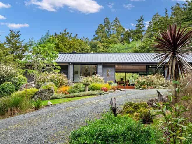 725A Otaika Valley Road, MAUNGATAPERE