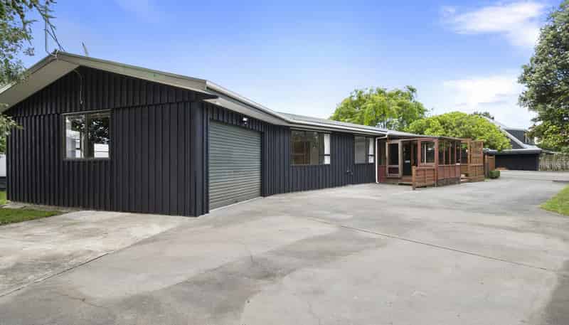 2 Newland Court, Palmerston North Central