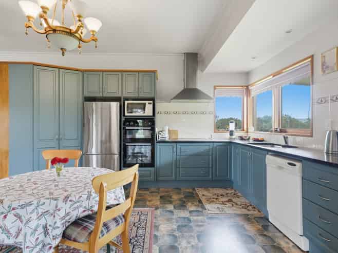 284 Racecourse Road, Amberley