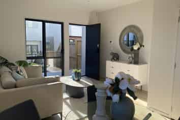 25 Paetai Lane, Te Atatu Peninsula