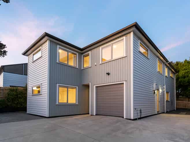 38B West Harbour Drive, West Harbour