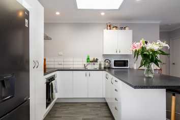 4/76 Seymour Street, Blenheim
