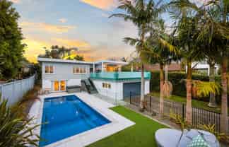 21 Robley Crescent, Glendowie