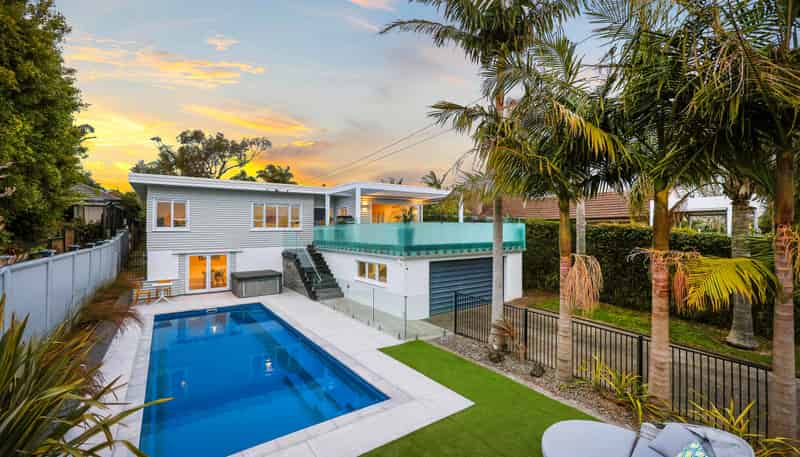 21 Robley Crescent, Glendowie