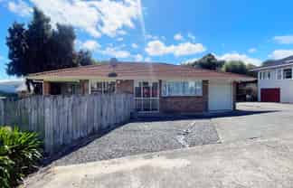 13 View Road, Papakura