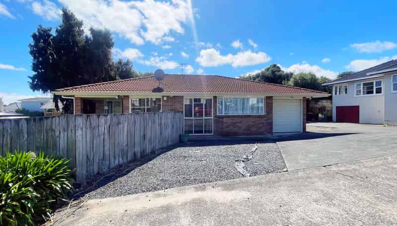 13 View Road, Papakura