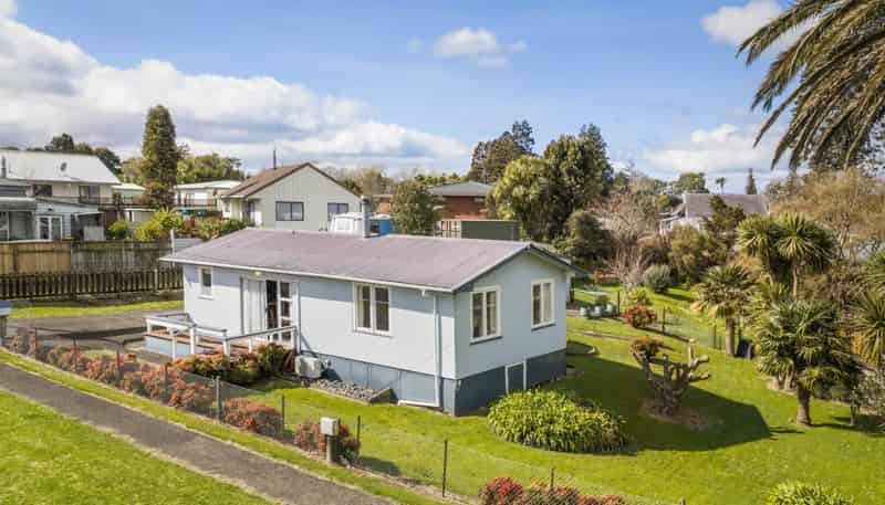 8 Gladstone Road, Waihi