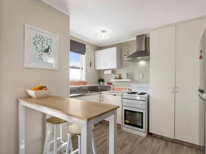 8 Gladstone Road, Waihi