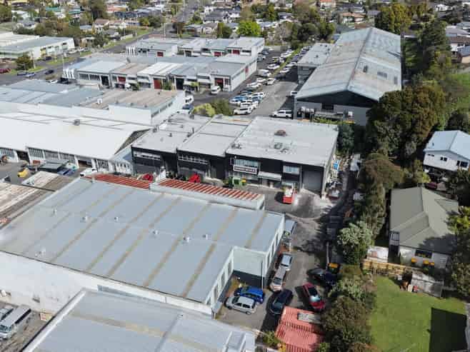 High warehouse ratio + yard – flexible options