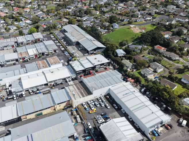 High warehouse ratio + yard – flexible options
