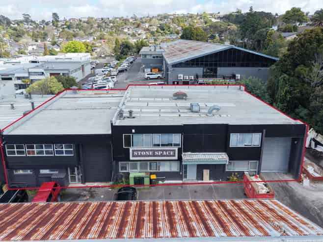 High warehouse ratio + yard – flexible options