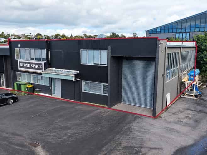High warehouse ratio + yard – flexible options