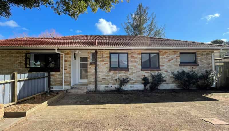 115 Old Wairoa Road, Papakura
