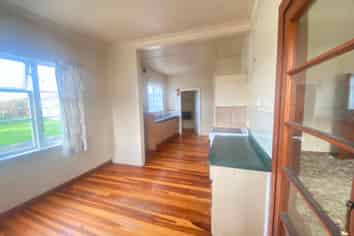 561 Queen Street East, Levin