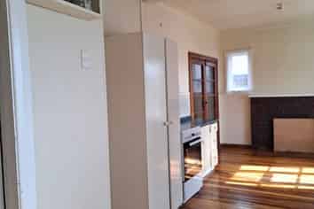 561 Queen Street East, Levin