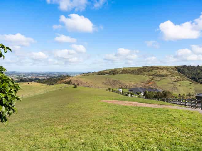 401 Peach Hill Road, Ramarama