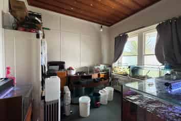Manawatu / Whanganui - Address withheld