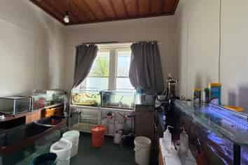 Manawatu / Whanganui - Address withheld