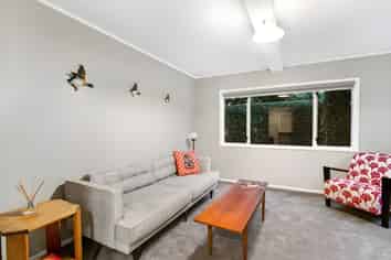 5A Woodward Road , Mount Albert