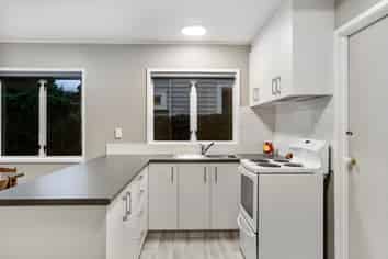 5A Woodward Road , Mount Albert