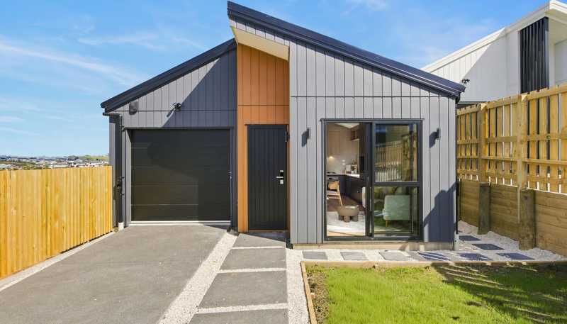 74 Ara Taha Crescent, Orewa