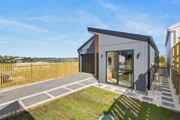 74 Ara Taha Crescent, Orewa