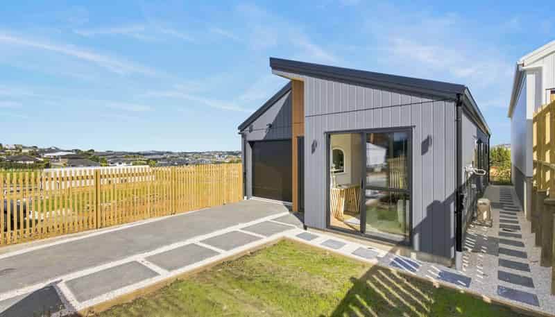 74 Ara Taha Crescent, Orewa