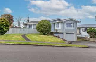 13 Burn Street, Levin