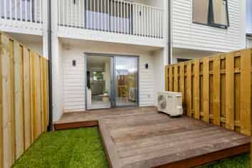 2/65 Ruskin Street, Addington