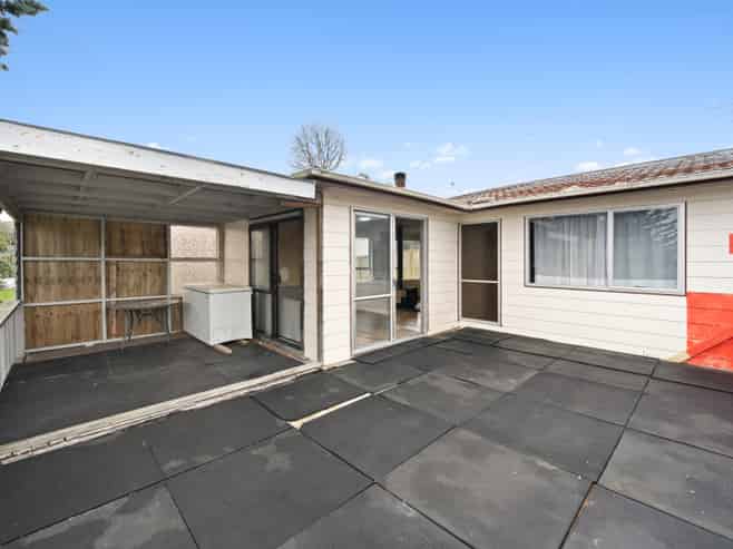 50 Hartley Terrace, Massey