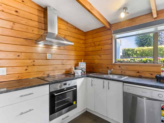 7 Balmore Place, Wattle Downs