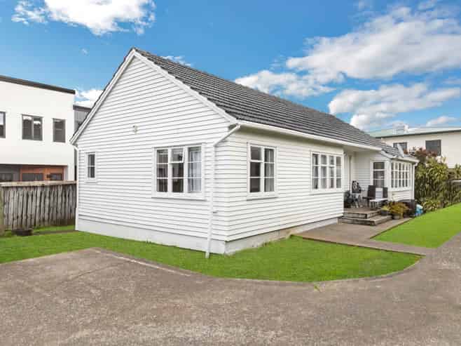 627 & 627A Great South Road, Otahuhu