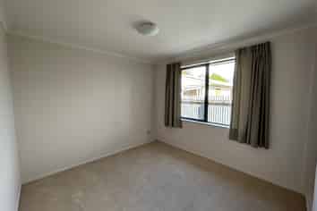 3/13 Harkness Place, Westport