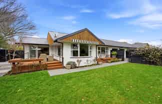 14b Searells Road, Strowan
