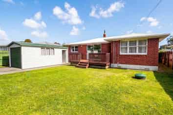 103 Vodanovich Road, Te Atatu South