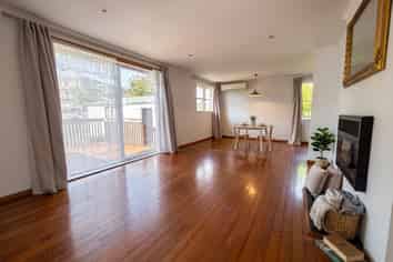 103 Vodanovich Road, Te Atatu South